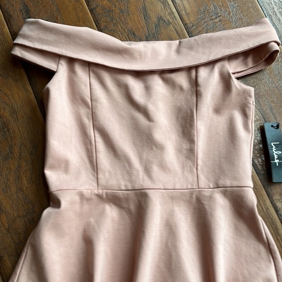 - NWT Lulus blush Off the Shoulder Skater Dress - Size Medium - Picture 4 of 16